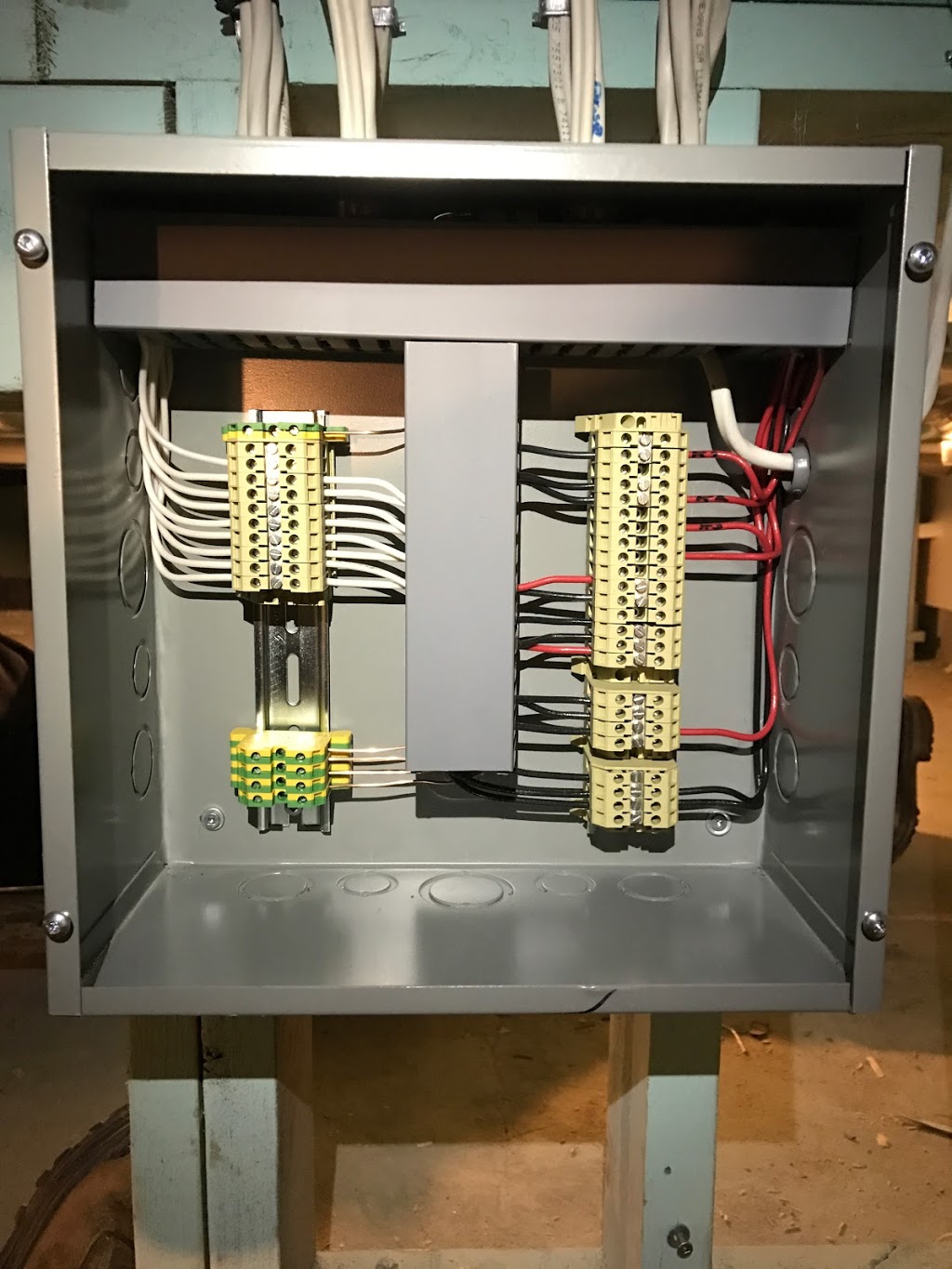 Timelyne Electrical Services | 1260 Fair Rd, Parksville, BC V9P 2C7, Canada | Phone: (250) 752-8614