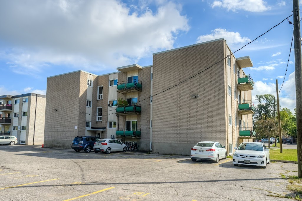 100 & 120 Beck Street | 100 Beck St, Cambridge, ON N3H 2Y2, Canada | Phone: (548) 225-2064