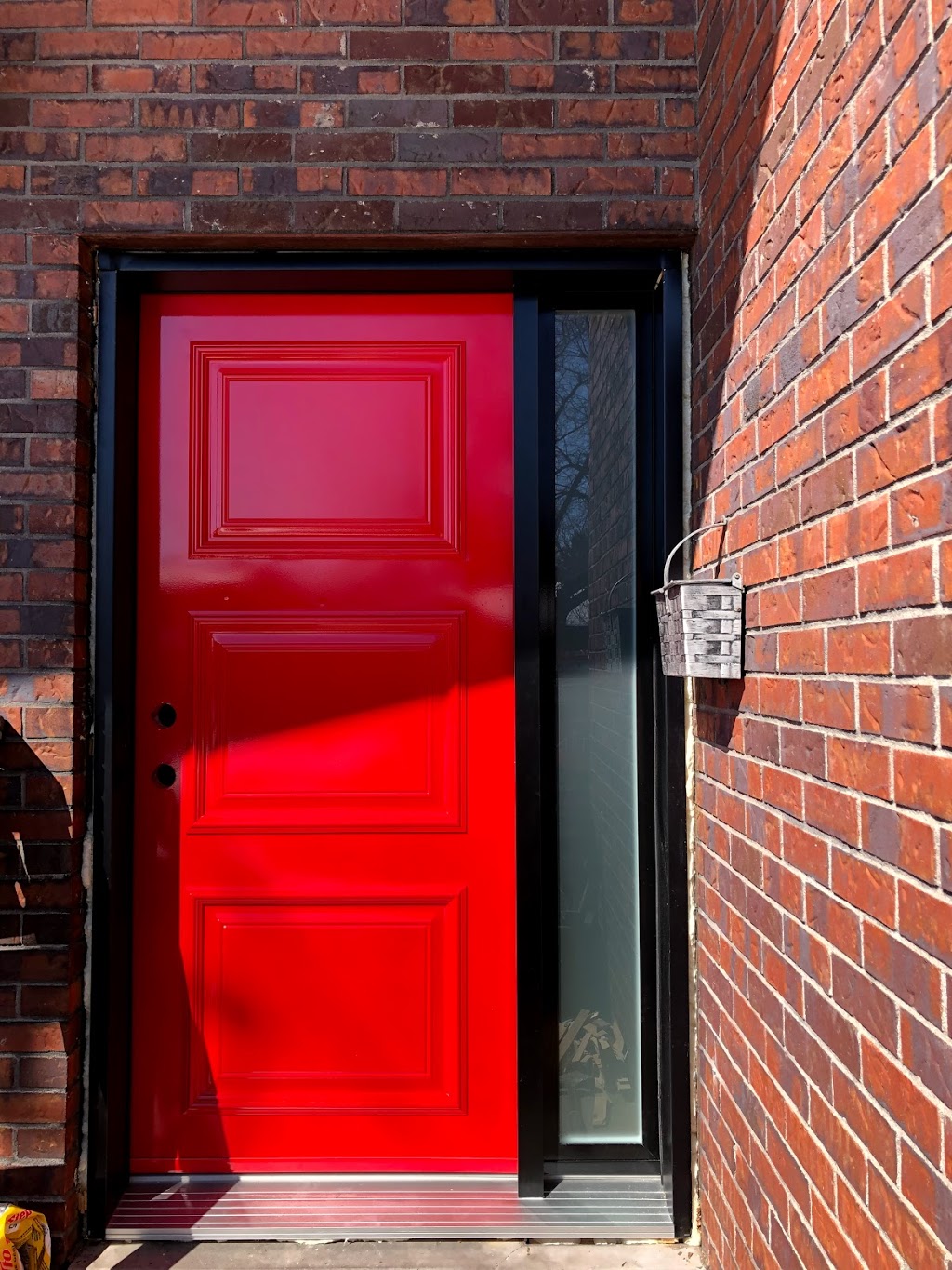 Fenetres Kompact Manufacturier | 1305 Rue Industrielle #2, La Prairie, QC J5R 2E4, Canada | Phone: (855) 855-0990