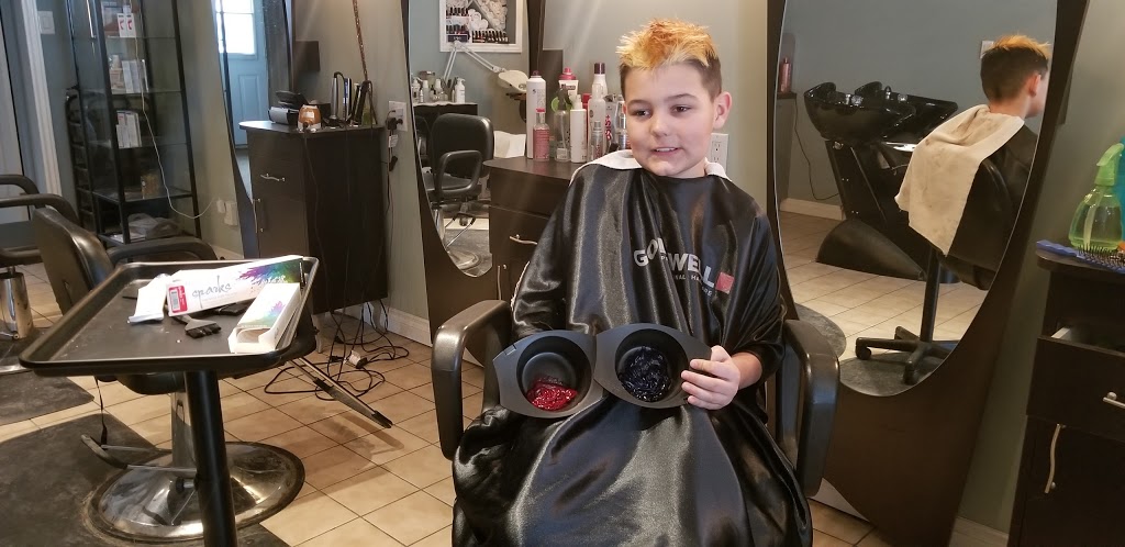 Simons Salon | 141 King St, Delhi, ON N4B 1X9, Canada | Phone: (519) 582-3841