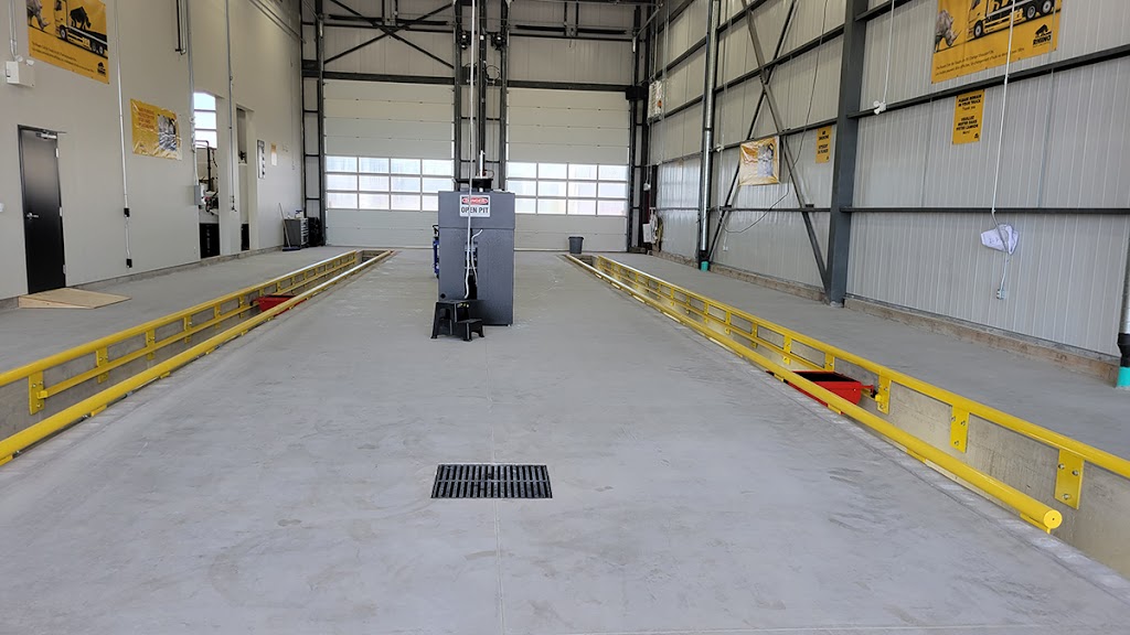 Rhino Truck Lube Centres - Moncton | 582 Venture Dr, Moncton, NB E1H 0L1, Canada | Phone: (506) 852-4664
