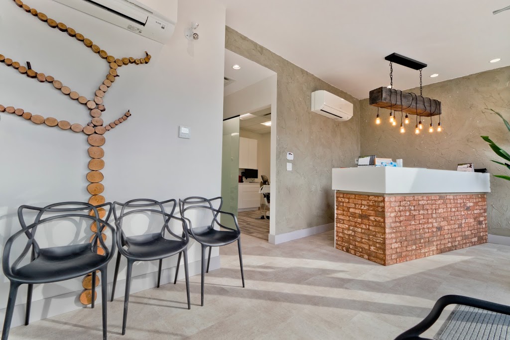 Tooth Booth | 4178 Main St, Vancouver, BC V5V 3P7, Canada | Phone: (604) 423-4283