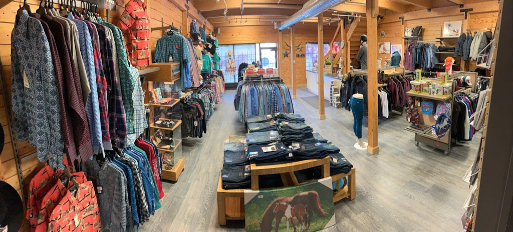 La Sellerie de la Chambrière | Zone Industrielle du Carrefour-du-Commerce, 1005 Avenue St Jean Baptiste #139, Québec, QC G2E 5L1, Canada | Phone: (418) 658-6789