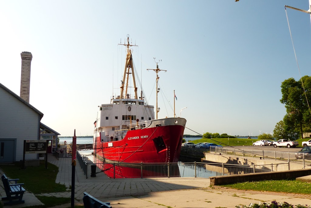 Marine Museum of the Great Lakes at Kingston | 53 Yonge St, Kingston, ON K7M 6G4, Canada | Phone: (613) 542-2261
