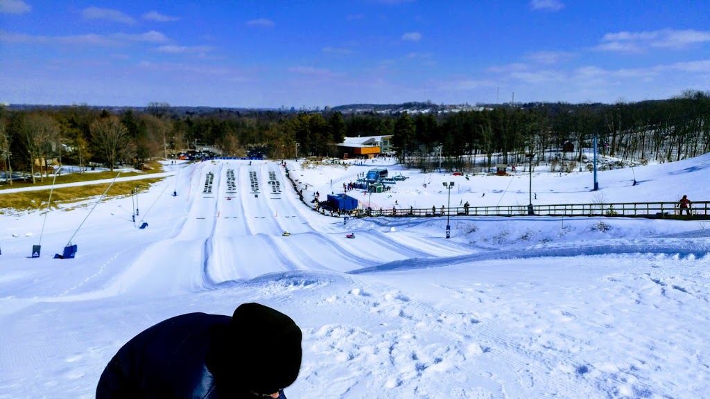The Patio at Boler Mountain | 689 Griffith St, London, ON N6K 2S5, Canada | Phone: (519) 657-8822