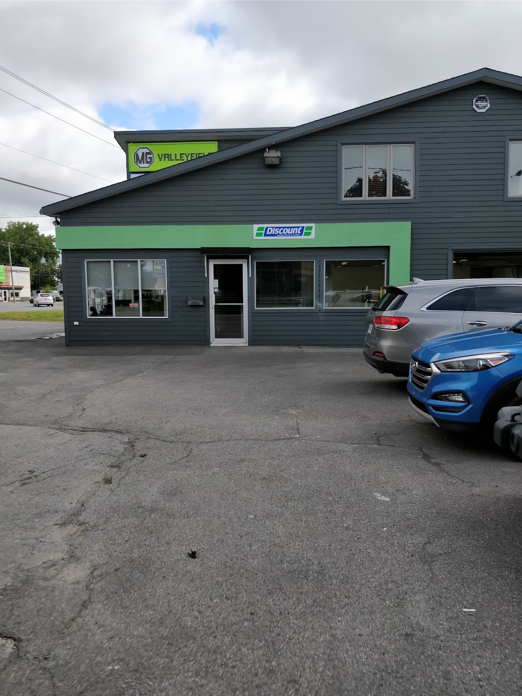 Discount Location dautos et camions | 340 Bd Monseigneur-Langlois, Salaberry-de-Valleyfield, QC J6S 0G5, Canada | Phone: (450) 373-0880