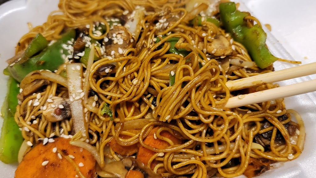Palatal Stir Fry Express | 2230 McPhillips St, Winnipeg, MB R2V 3C8, Canada | Phone: (204) 691-1889