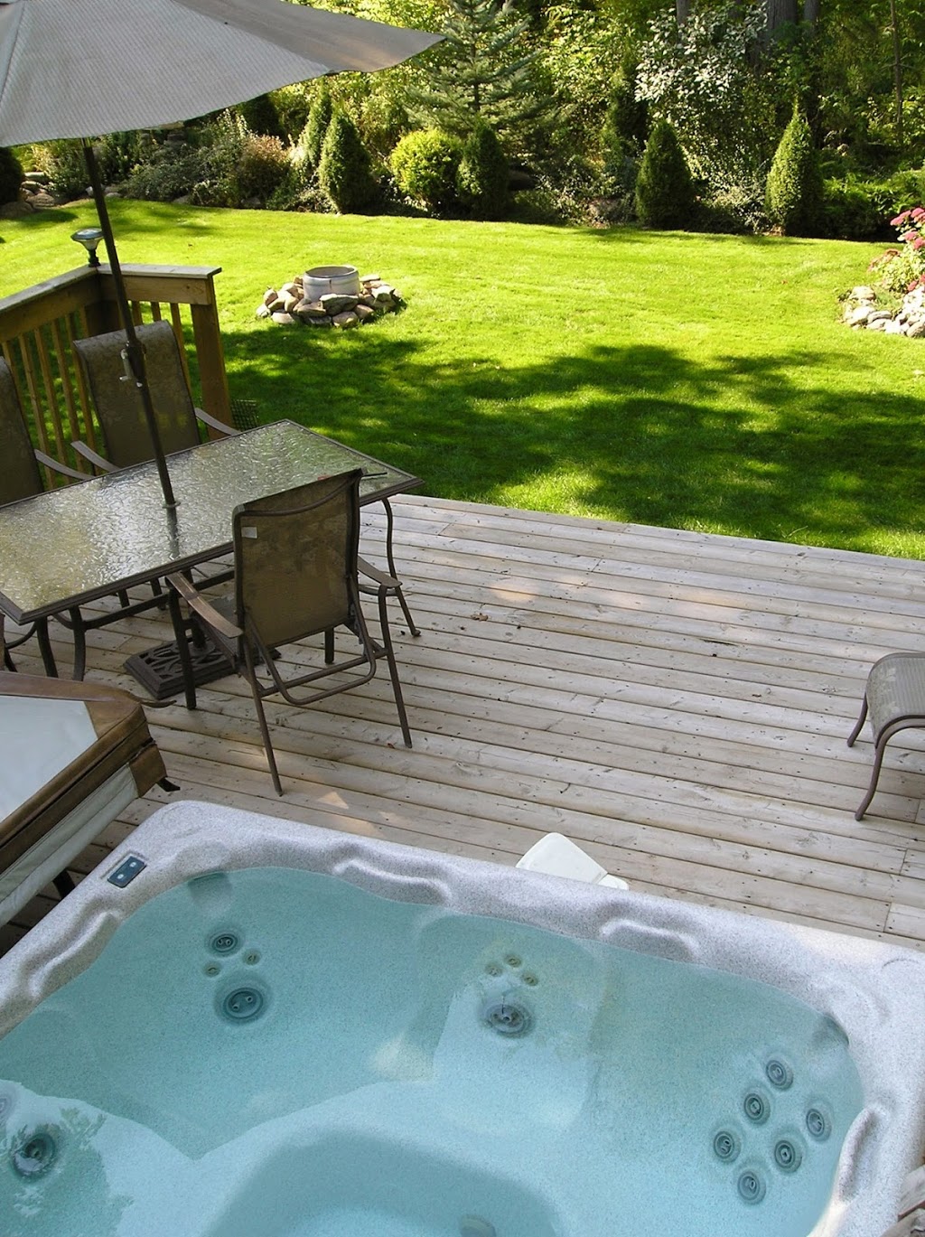 Tucked Inn the Harbour B&B | 197 Robins Point Rd, Victoria Harbour, ON L0K 2A0, Canada | Phone: (705) 534-4196