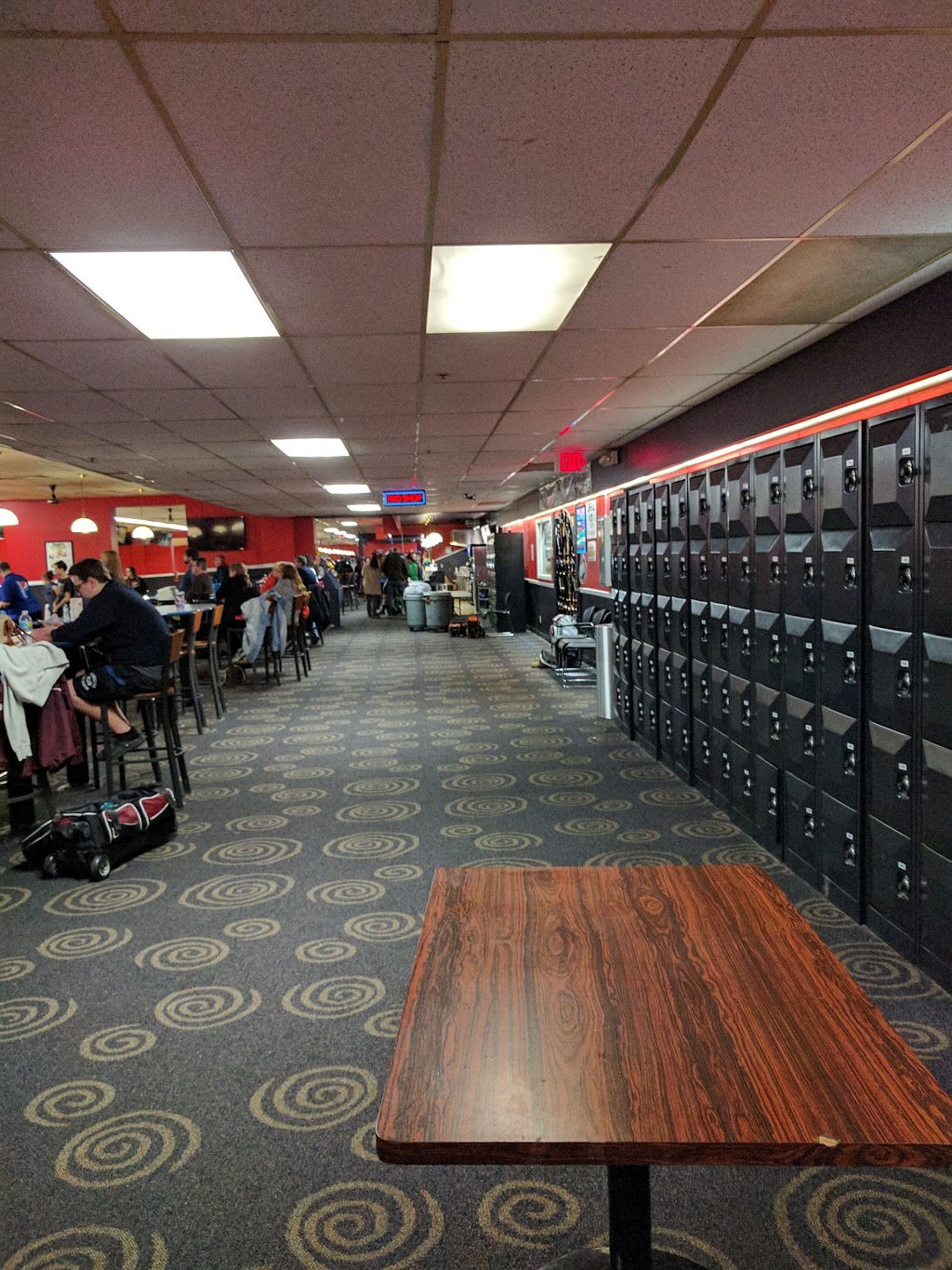 AMF Airport Lanes | 3754 Genesee St, Cheektowaga, NY 14225, USA | Phone: (716) 632-0655