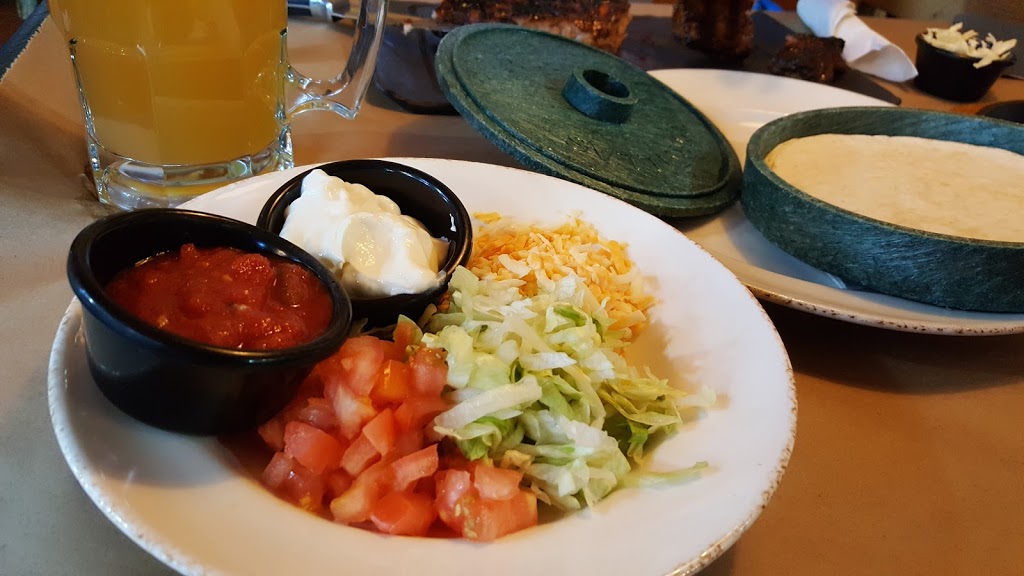 Montanas | 11654 Sarcee Trail NW, Calgary, AB T3R 0A1, Canada | Phone: (403) 730-6497