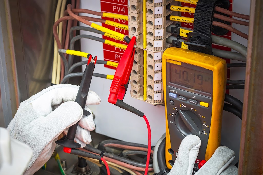 Quinn Energy & Electric | 11 Pettipas Dr Unit U, Dartmouth, NS B3B 1P9, Canada | Phone: (902) 431-7846