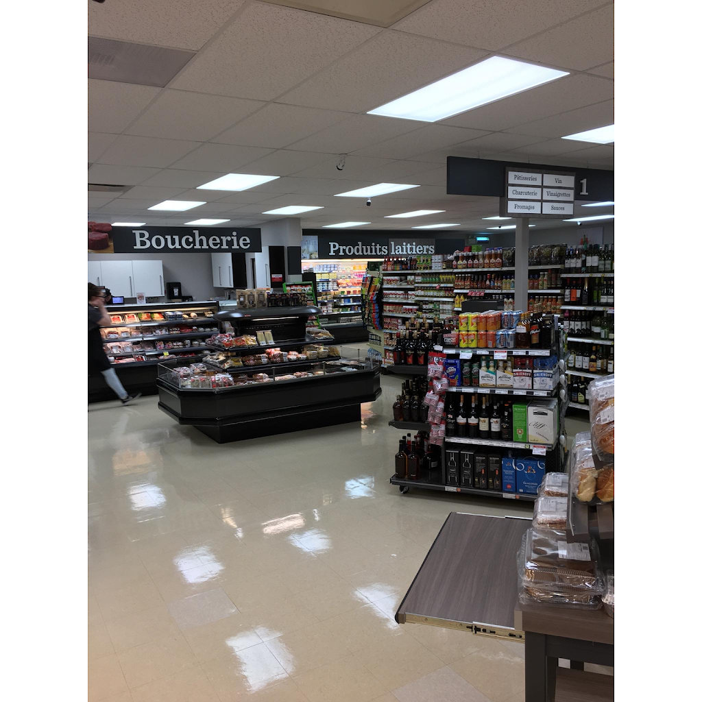Marché Richelieu - H.T.B. | 1385 Rue Principale, Labrecque, QC G0W 2S0, Canada | Phone: (418) 481-2112