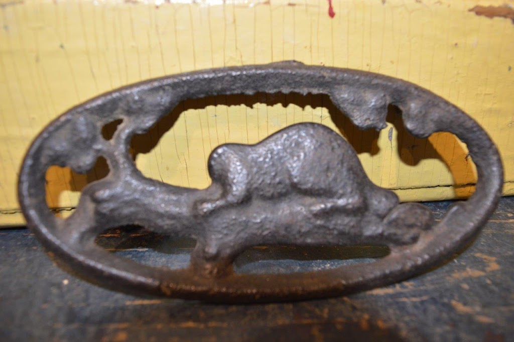 Antiques LEmpreinte Du Temps | 671 Rue du Béarn, Saint-Jean-sur-Richelieu, QC J3A 1Z9, Canada | Phone: (514) 795-9484