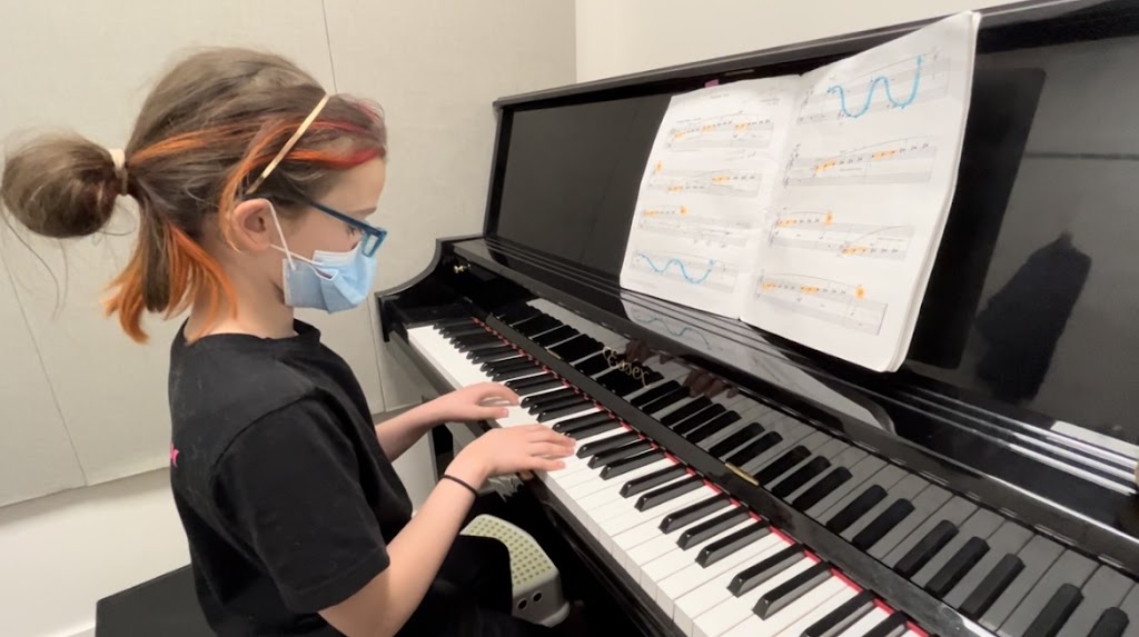 Xis Piano Lessons Ottawa | 102 Stanhope Ct, Ottawa, ON K2C 3H1, Canada | Phone: (780) 691-4823