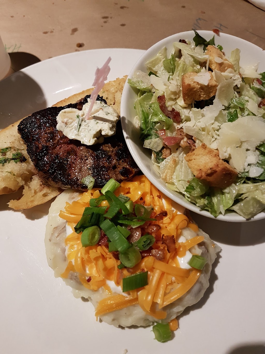 Jack Astors Bar & Grill | 400 Ontario St, St. Catharines, ON L2R 5L8, Canada | Phone: (905) 988-5677