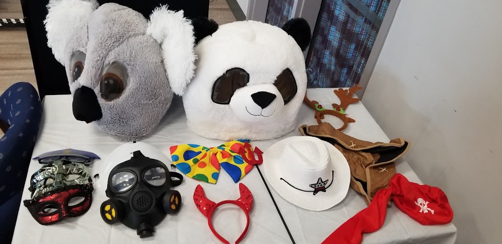 Scotia Photo Booths | 15 Rose St, Greenwood, NS B0P 1N0, Canada | Phone: (780) 267-3840