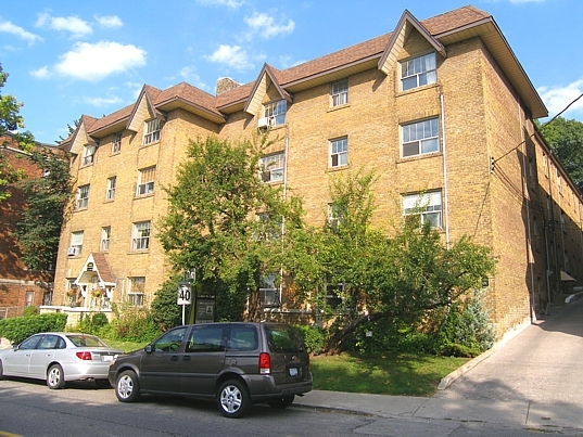 2402-2406 Queen St. E Apartments | 2404 Queen St E, Scarborough, ON M1N 1A2, Canada | Phone: (647) 362-3817