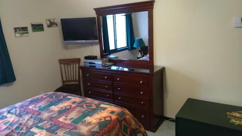 Mountain Edge Resort Inn | 930 Dogwood Dr #1020, Kimberley, BC V1A 3B1, Canada | Phone: (403) 304-3699