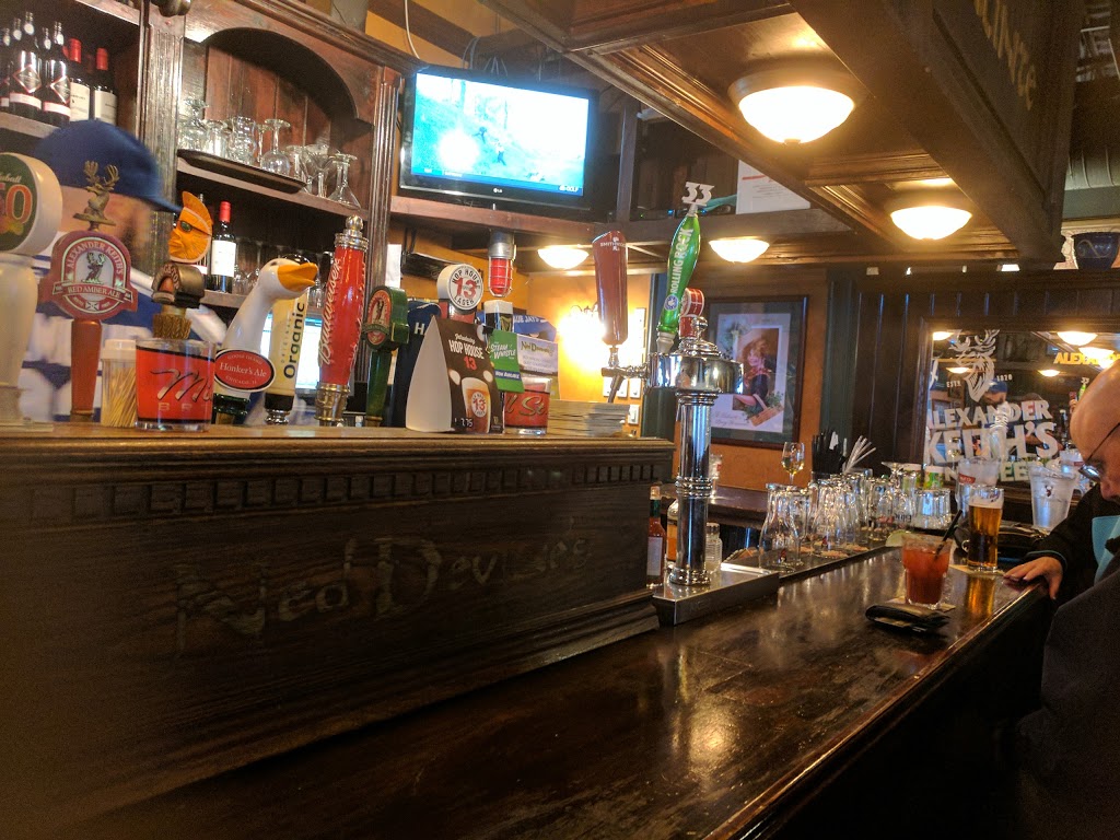Ned Devines Irish Pub | 575 Ontario St S, Milton, ON L9T 2N2, Canada | Phone: (905) 864-6794