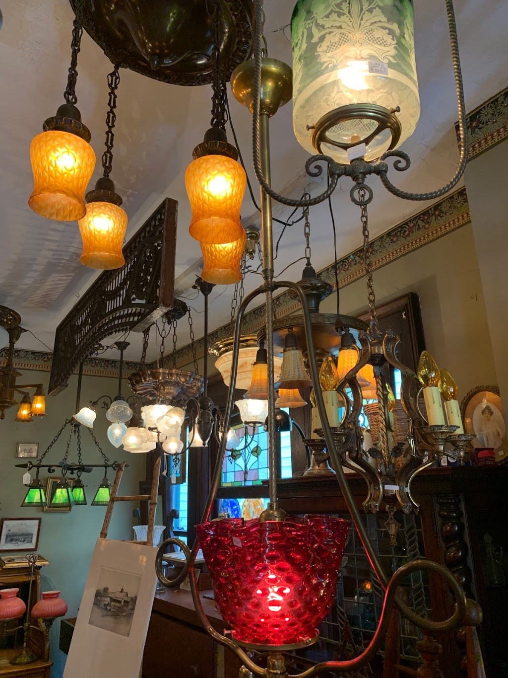 Carl Sloan Antiques Inc | 65 Elmwood Ave, Buffalo, NY 14201, USA | Phone: (716) 884-0211