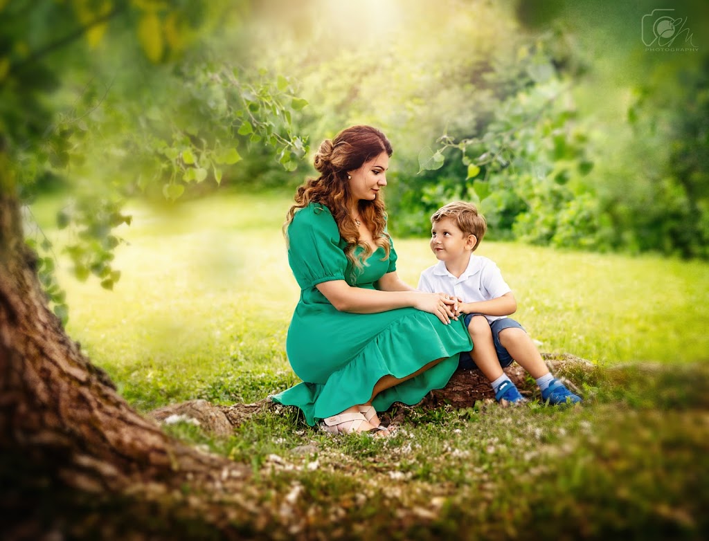 EvaMaria Photography | 5550 Av. Trent, Côte Saint-Luc, QC H4W 2B9, Canada | Phone: (514) 699-6005