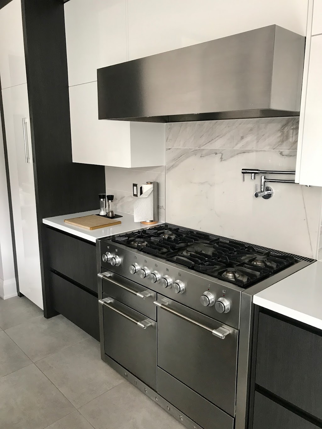 PEWTER | 12-5080 Timberlea Blvd, Mississauga, ON L4W 4M2, Canada | Phone: (289) 242-3966