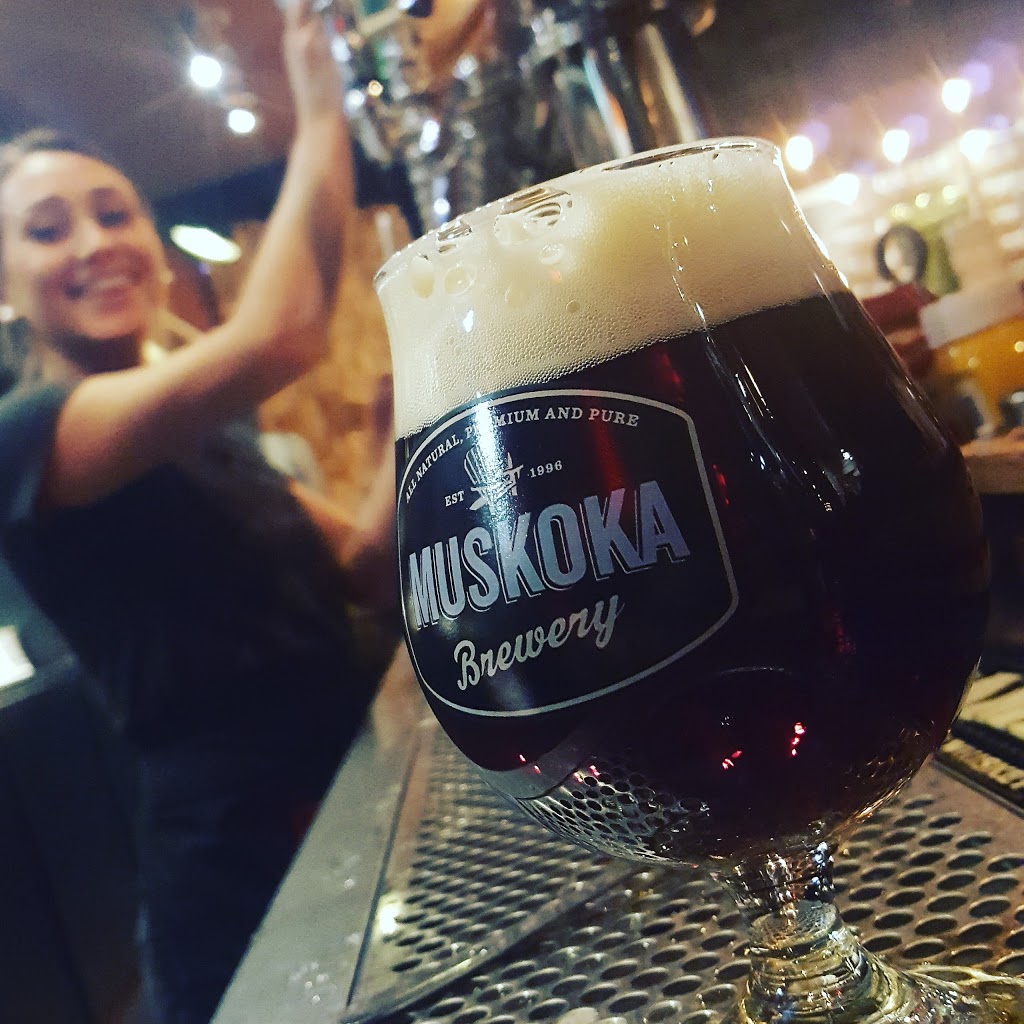 Billys Taphouse | 305 Talbot St N, Essex, ON N8M 2E2, Canada | Phone: (519) 776-7094