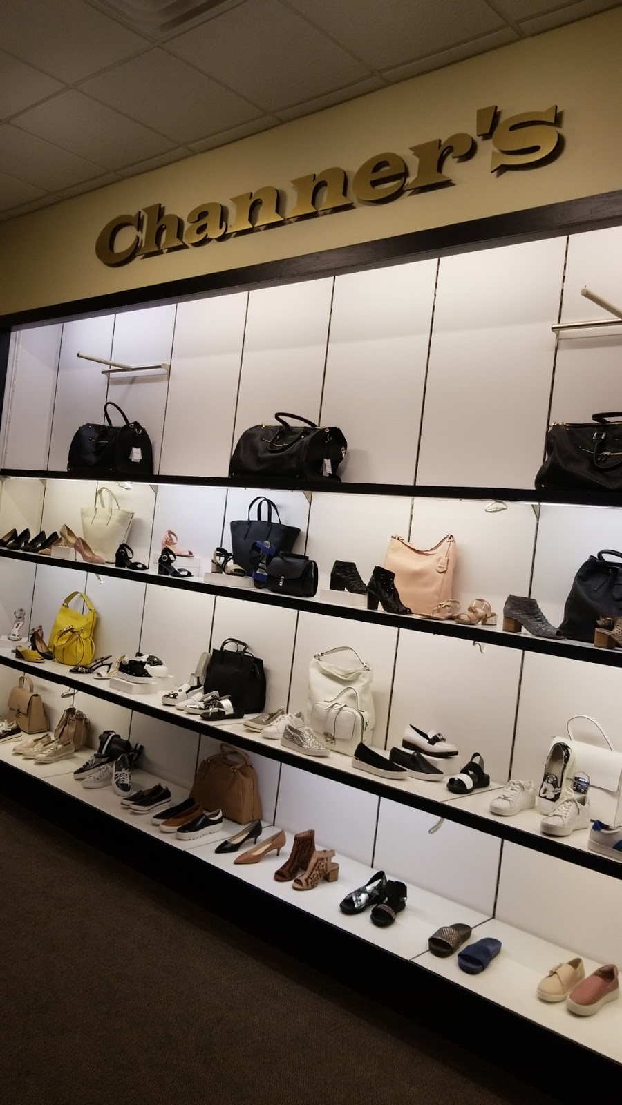 Channers Mens Ladies Apparel | 581 Wonderland Rd S, London, ON N6K 1L5, Canada | Phone: (519) 472-3470