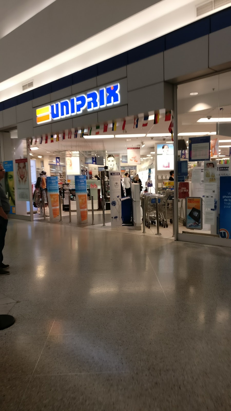 Uniprix Sheinaz et Reza Kalfane - Pharmacie affiliée | 3131 Blvd. de la Côte-Vertu, Saint-Laurent, QC H4R 1Y8, Canada | Phone: (514) 332-1462