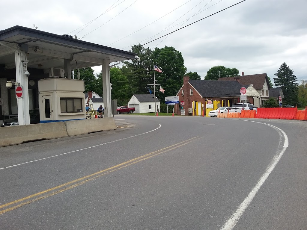 Canada Border Services Agency | 2 Rue Principale, Stanstead, QC J0B 3E5, Canada | Phone: (800) 461-9999