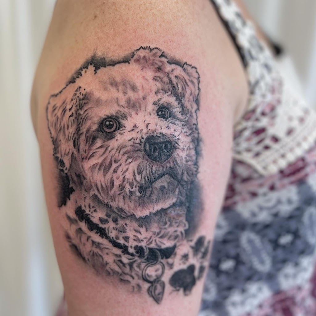 Heart to Hand Tattoo | 32818 7th Ave Unit #302, Mission, BC V2V 2C3, Canada | Phone: (604) 302-7152
