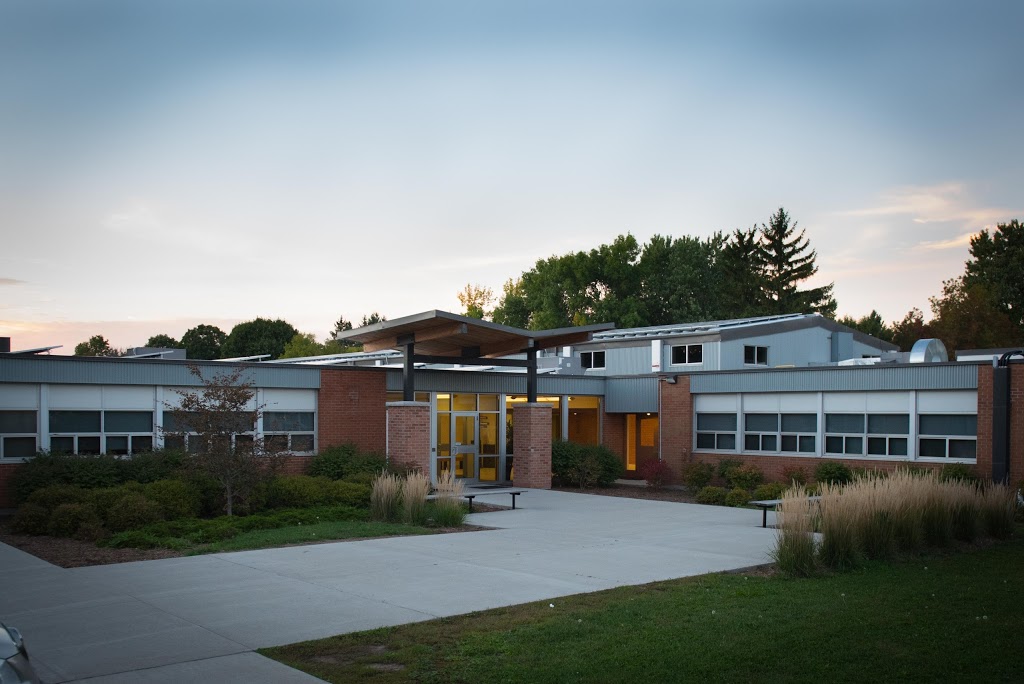 Guelph Community Christian School | 195 College Ave W, Guelph, ON N1G 1S6, Canada | Phone: (519) 824-8860