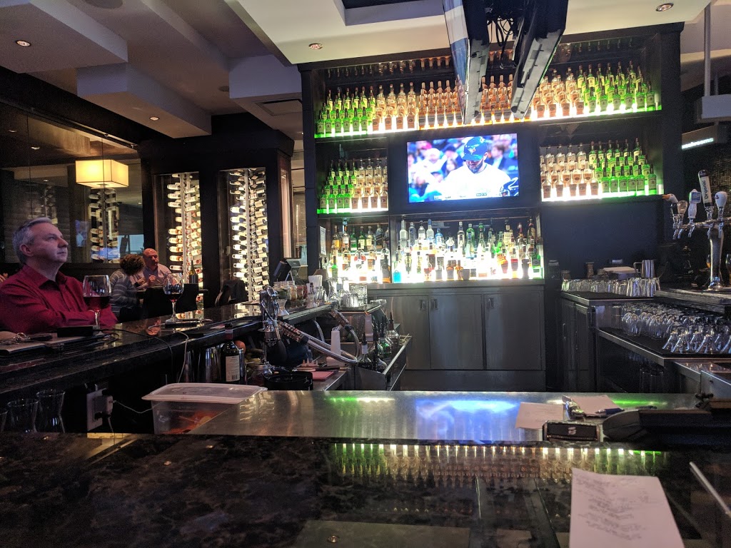 Moxies Grill & Bar | 2959 Argentia Rd, Mississauga, ON L5N 0A2, Canada | Phone: (905) 567-5511