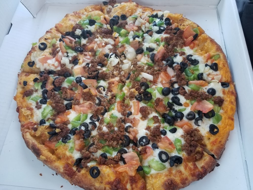 Pepes Pizza | 250 S Parker St, Marine City, MI 48039, USA | Phone: (810) 765-3505