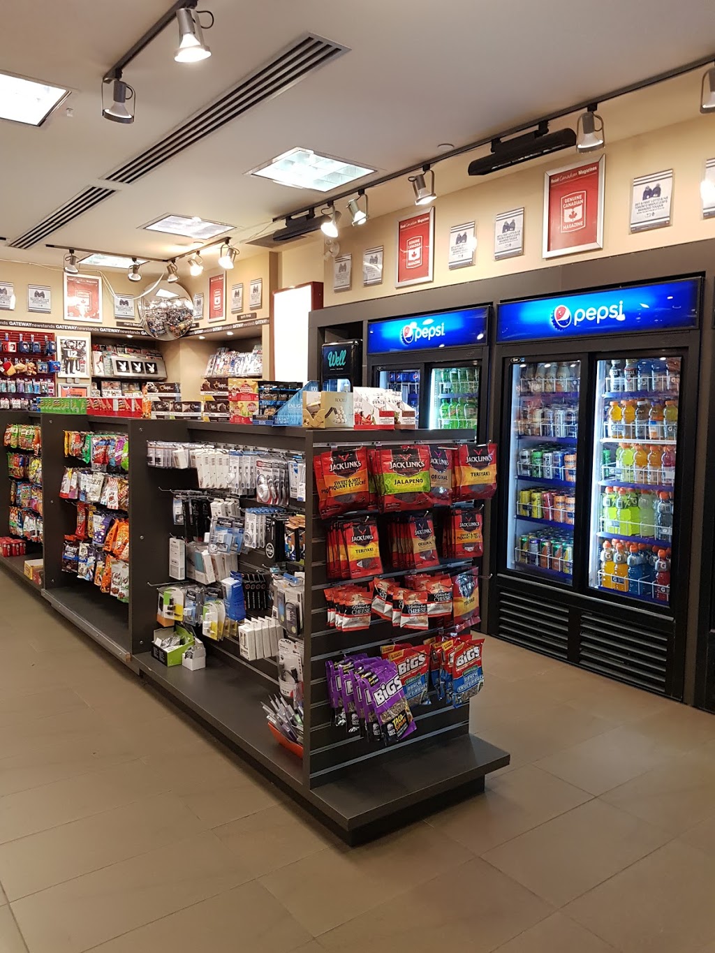 Gateway Newstands | 181 Bay St, Toronto, ON M5J 2T3, Canada | Phone: (416) 363-2242