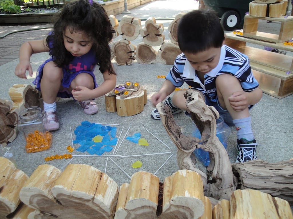 Reggio Kids | 9785 Bayview Ave, Richmond Hill, ON L4C 9X7, Canada | Phone: (905) 508-5437