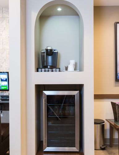 Aurora Dental Group | 80 Hewlett Park Landing, Sylvan Lake, AB T4S 2J3, Canada | Phone: (403) 887-3222