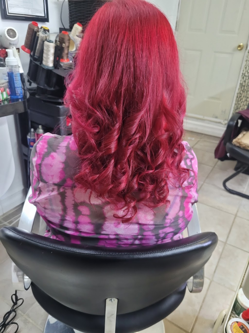 LB extension capillaire | 3937 Rue Mario, Laval, QC H7P 1G2, Canada | Phone: (514) 209-8714