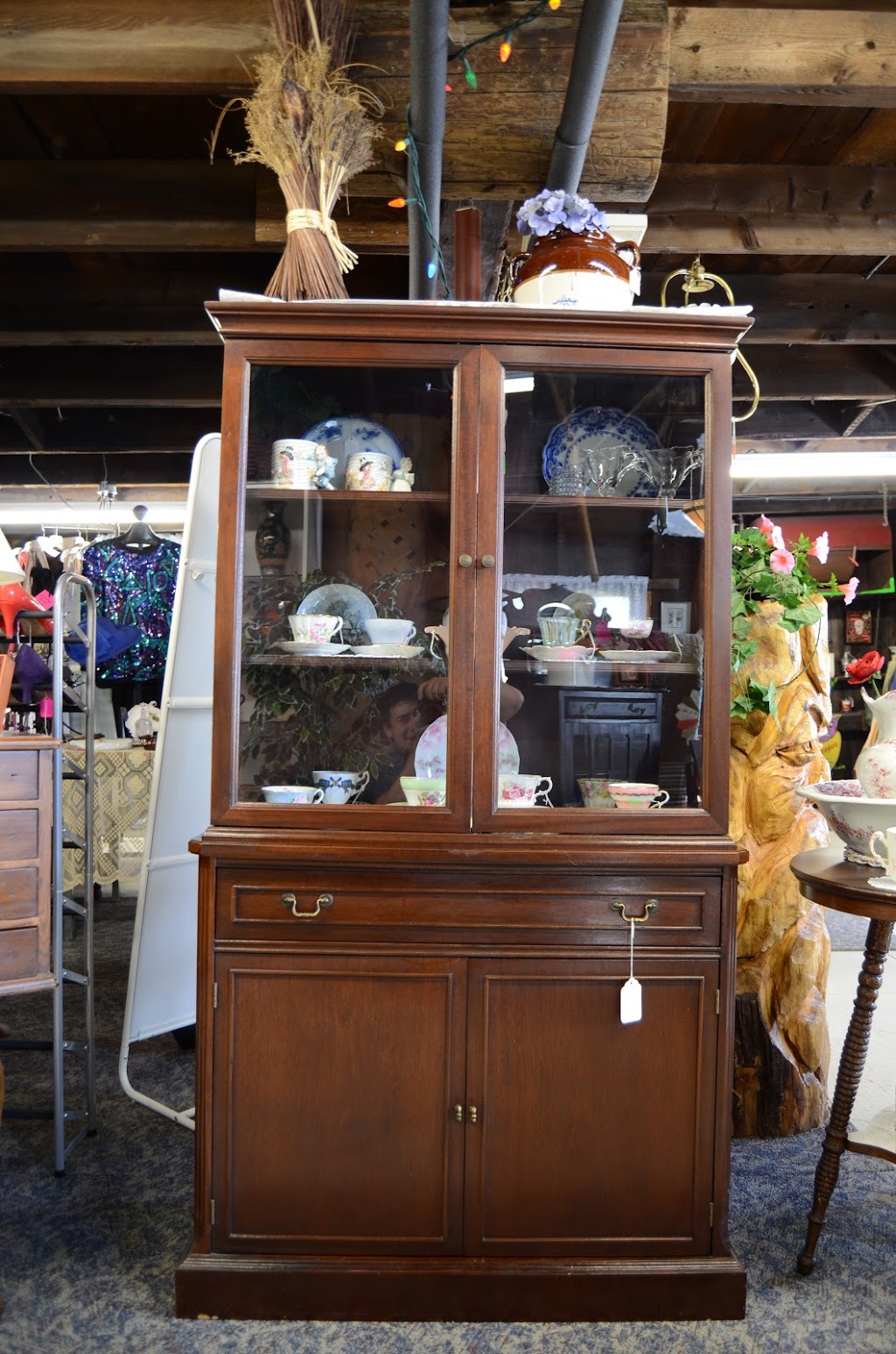 Merry Macs Antiques | 1611 Kawartha Lakes County Rd 46, Woodville, ON K0M 2T0, Canada | Phone: (905) 432-5432