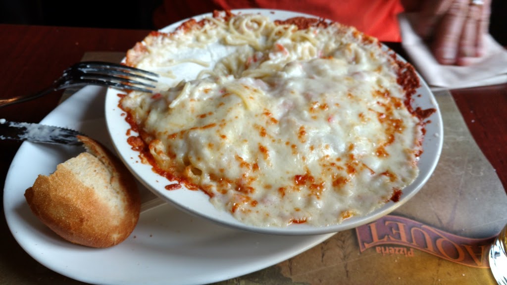 Pizzeria Paquet Portneuf | 81 Rue de la Rivière, Portneuf, QC G0A 2Y0, Canada | Phone: (418) 286-4531