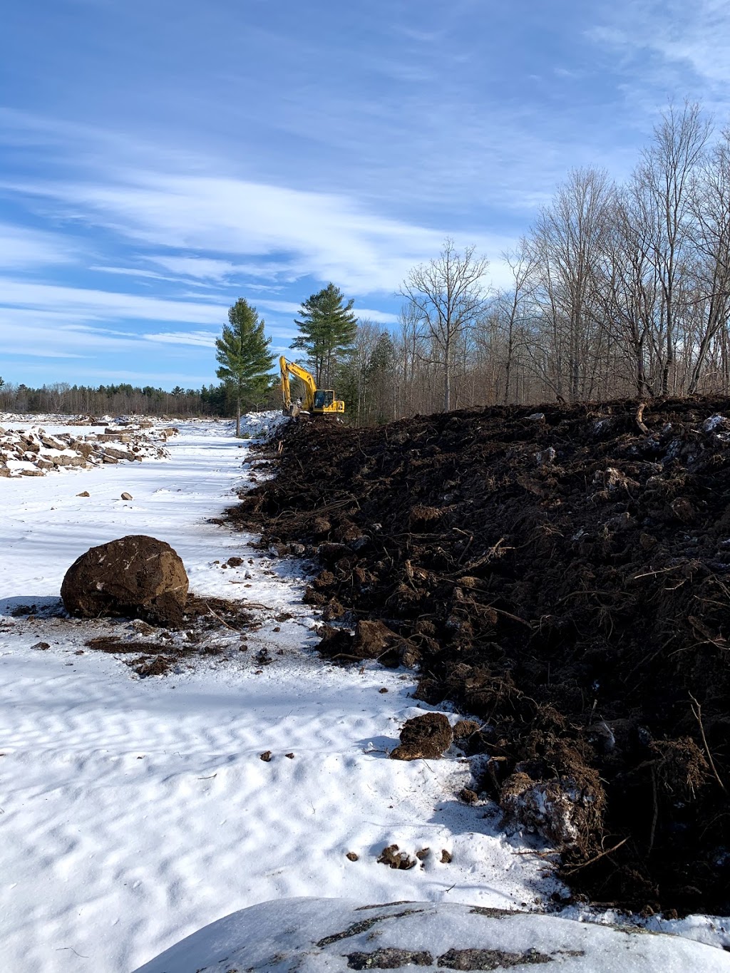 Quarry Bay Stone | 1950 Peterborough County Rd 36, Buckhorn, ON K0L 1J0, Canada | Phone: (800) 927-8540