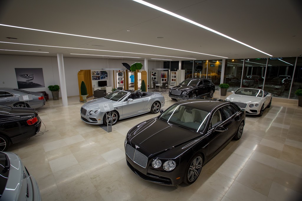 Bentley Montreal | 8225 Boulevard Décarie, Montréal, QC H4P 0B9, Canada | Phone: (514) 334-9910