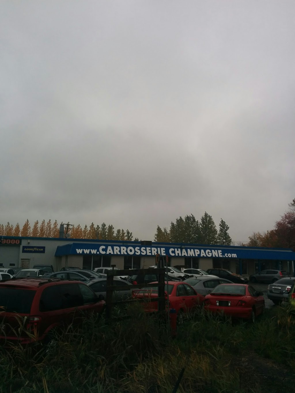 Champagne Car Parts / Body Champagne | 1800 Avenue Descôteaux, Bécancour, QC G9H 1W2, Canada | Phone: (819) 233-9000