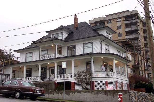 Taves Roofing | 7228 Winston St, Burnaby, BC V5A 2G9, Canada | Phone: (604) 524-6695