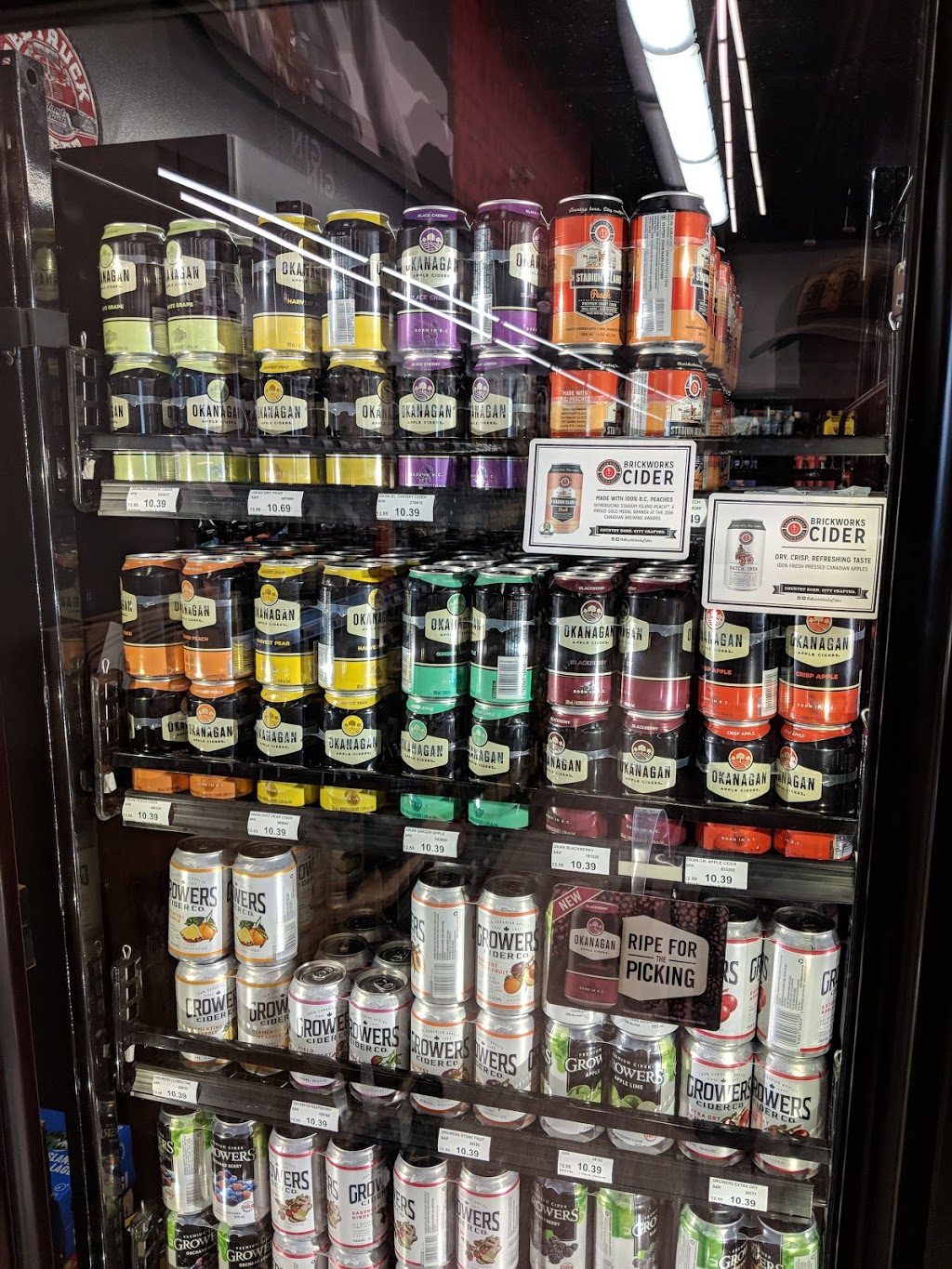 Mid Island Liquor (Parksville) | 1415 Alberni Hwy, Parksville, BC V9P 2B8, Canada | Phone: (250) 586-1127