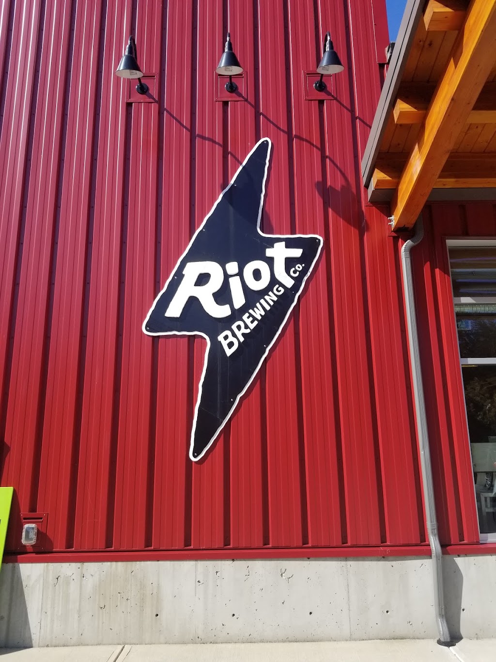 Riot Brewing Co. | 101A, 3055 Oak St, Chemainus, BC V0R 1K1, Canada | Phone: (250) 324-7468