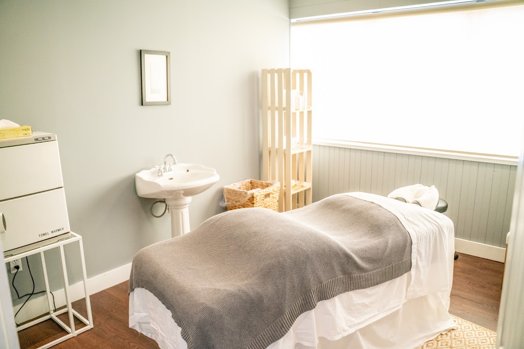 Nomi Resort | 4727 Elephant Lake Rd, Harcourt, ON K0L 1X0, Canada | Phone: (888) 765-9951