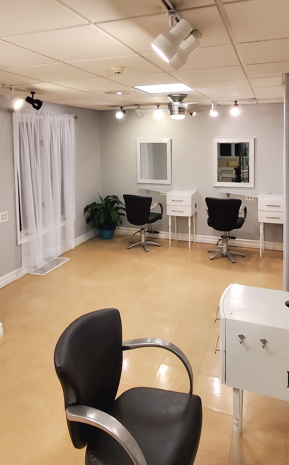 SH/I Salon & Spa | 4270 Abbott Rd, Orchard Park, NY 14127, USA | Phone: (716) 926-9824