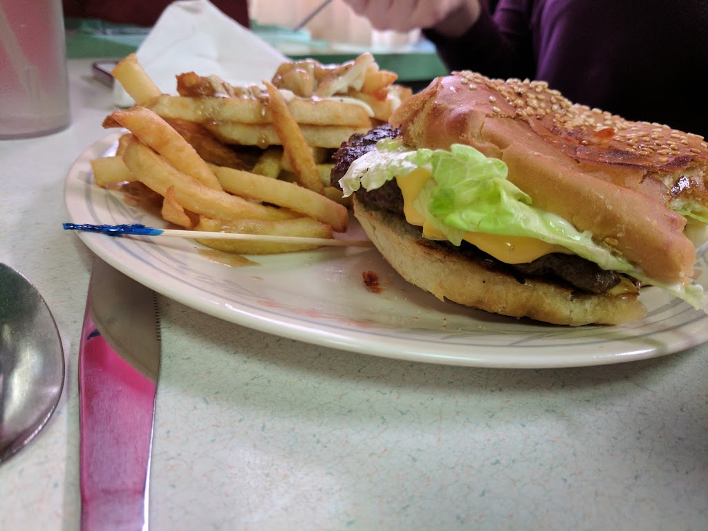 Kent Restaurant | 18 Kent Rd, Winnipeg, MB R2L 1X5, Canada | Phone: (204) 661-3708
