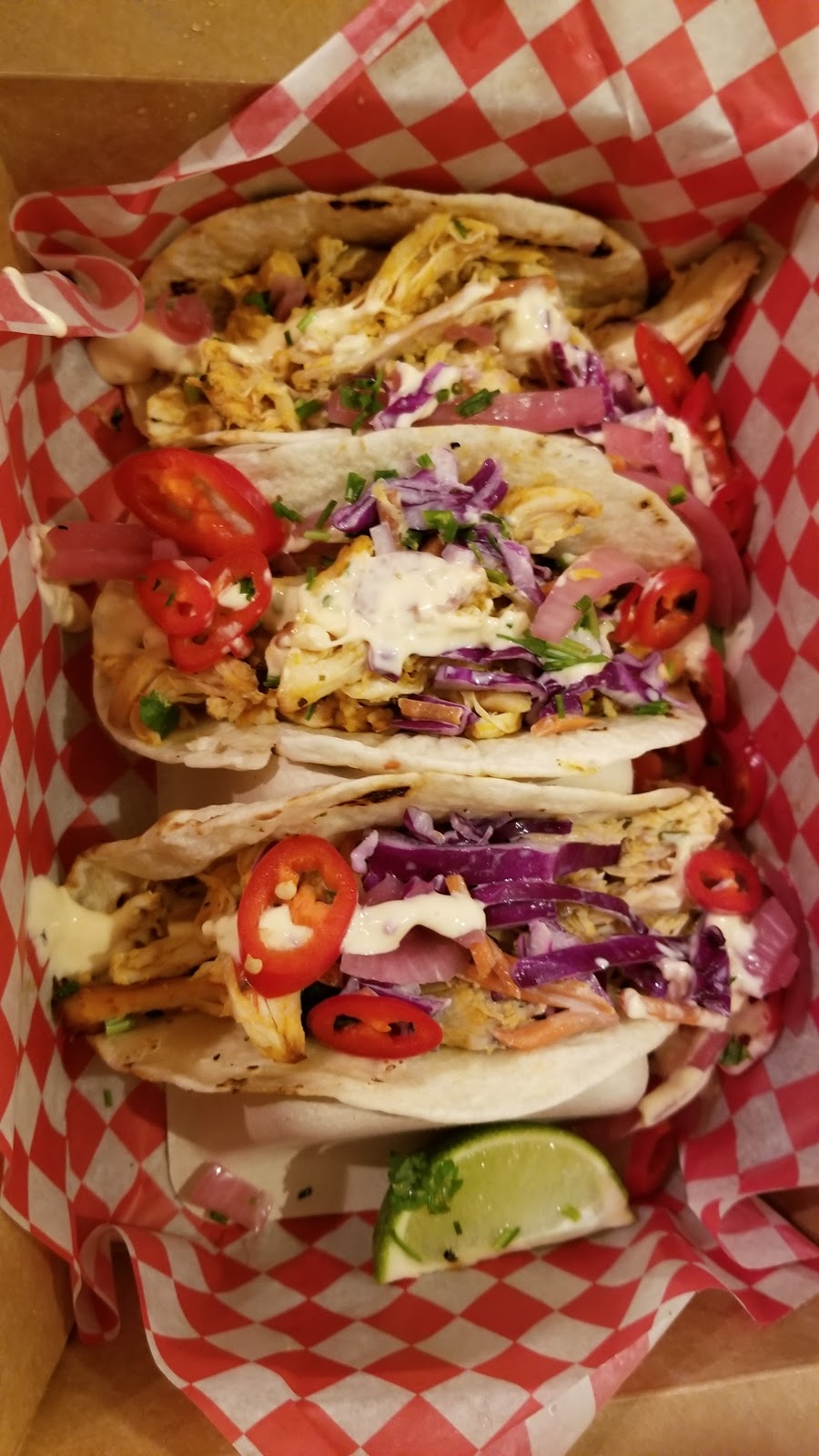 Hangry Chicken | 3450 Dundas St Unit B6, Burlington, ON L7M 4B8, Canada | Phone: (905) 336-1818